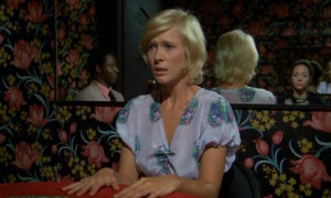 The Perfume of the Lady in Black - Mimsy Farmer seance 2