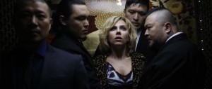 Lucy - Scarlett Johansson, Korean gangsters
